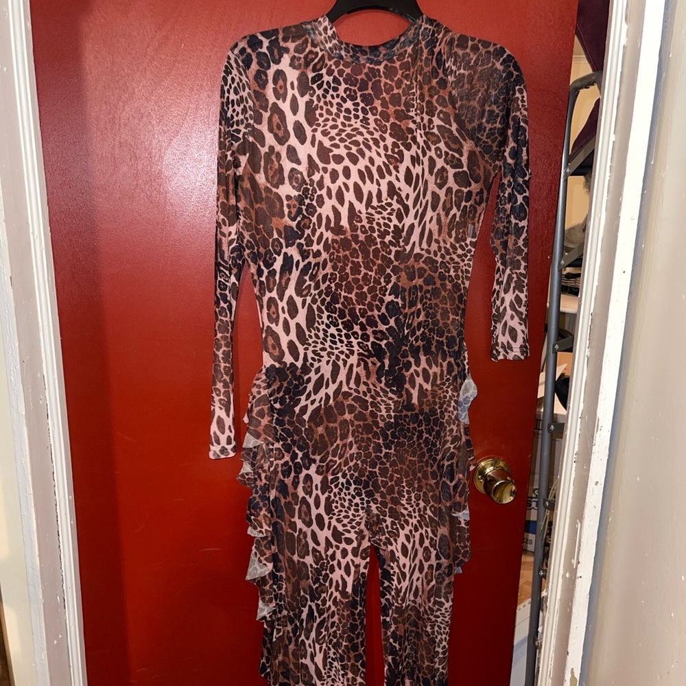 Jumpsuit, swim coverup, very stretchy can fit Large